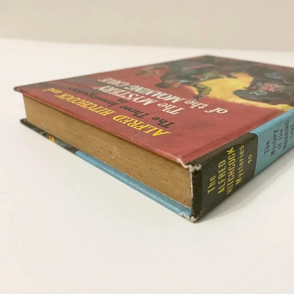 Vtg 1976 Alfred Hitchcock The three Investigators in Mystery of the Moaning Cave - Picture 5 of 16